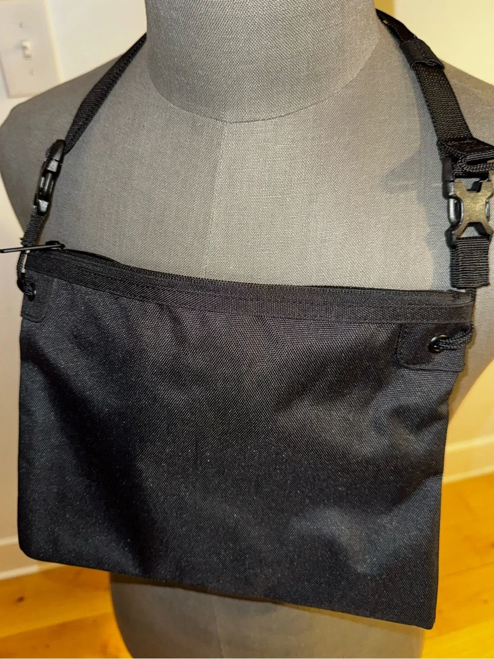 Herschel Supply Co. Black Crossbody